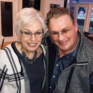 Meet your Posher, Hal